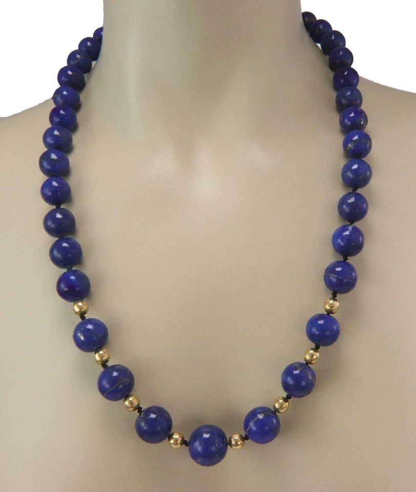 TIFFANY & CO. LAPIS NECKLACE 18K YELLOW GOLD 10-17MM GRADUATED BEADS: TIFFANY & CO. LAPIS NECKLACE 18K YELLOW GOLD 10-17MM GRADUATED BEADS TIFFANY & CO. LAPIS NECKLACE 18K YELLOW GOLD 10-17MM GRADUATED BEADS Tiffany & Co. Vintage 18k Yellow Gold 10-17mm Graduated Lapis 