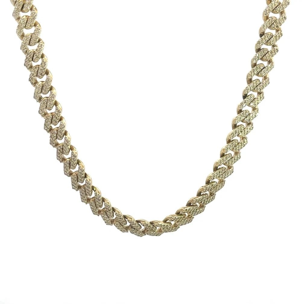 70405 DIAMOND 7CT GOLD CUBAN LINK CHAIN ICED OUT 10K 22.5" LONG: 70405 DIAMOND 7CT GOLD CUBAN LINK CHAIN ICED OUT 10K 22.5" LONG 70405 DIAMOND 7CT GOLD CUBAN LINK CHAIN ICED OUT 10K 22.5" LONG This is a 6mm wide Cuban Link chain crafted from 10k yellow gold and the