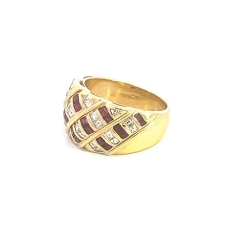 RUBY DIAMOND DOME RING 18K YELLOW GOLD SQUARE CUT FANCY STYLE WIDE BAND: RUBY DIAMOND DOME RING 18K YELLOW GOLD SQUARE CUT FANCY STYLE WIDE BAND RUBY DIAMOND DOME RING 18K YELLOW GOLD SQUARE CUT FANCY STYLE WIDE BAND This is a beautiful 18k yellow gold ring, the front half