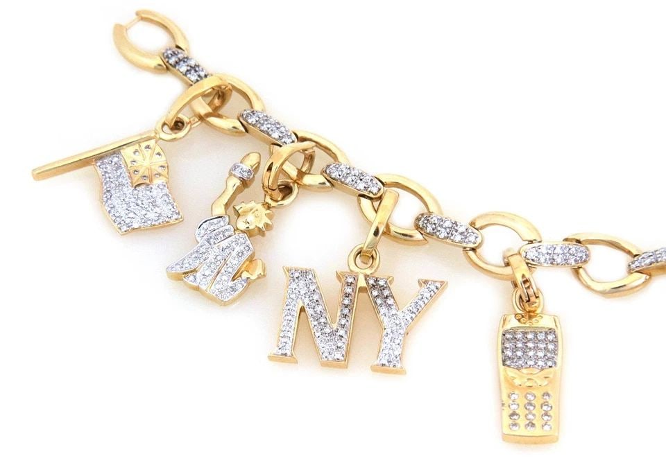 LARGE 3CT DIAMOND RUBY SAPPHIRE 14K GOLD NY 9 ICONIC CHARMS CHAIN BRACELET: LARGE 3CT DIAMOND RUBY SAPPHIRE 14K GOLD NY 9 ICONIC CHARMS CHAIN BRACELET LARGE 3CT DIAMOND RUBY SAPPHIRE 14K GOLD NY 9 ICONIC CHARMS CHAIN BRACELET Large 3ct Diamond Ruby Sapphire 14k Gold NY 9 Icon