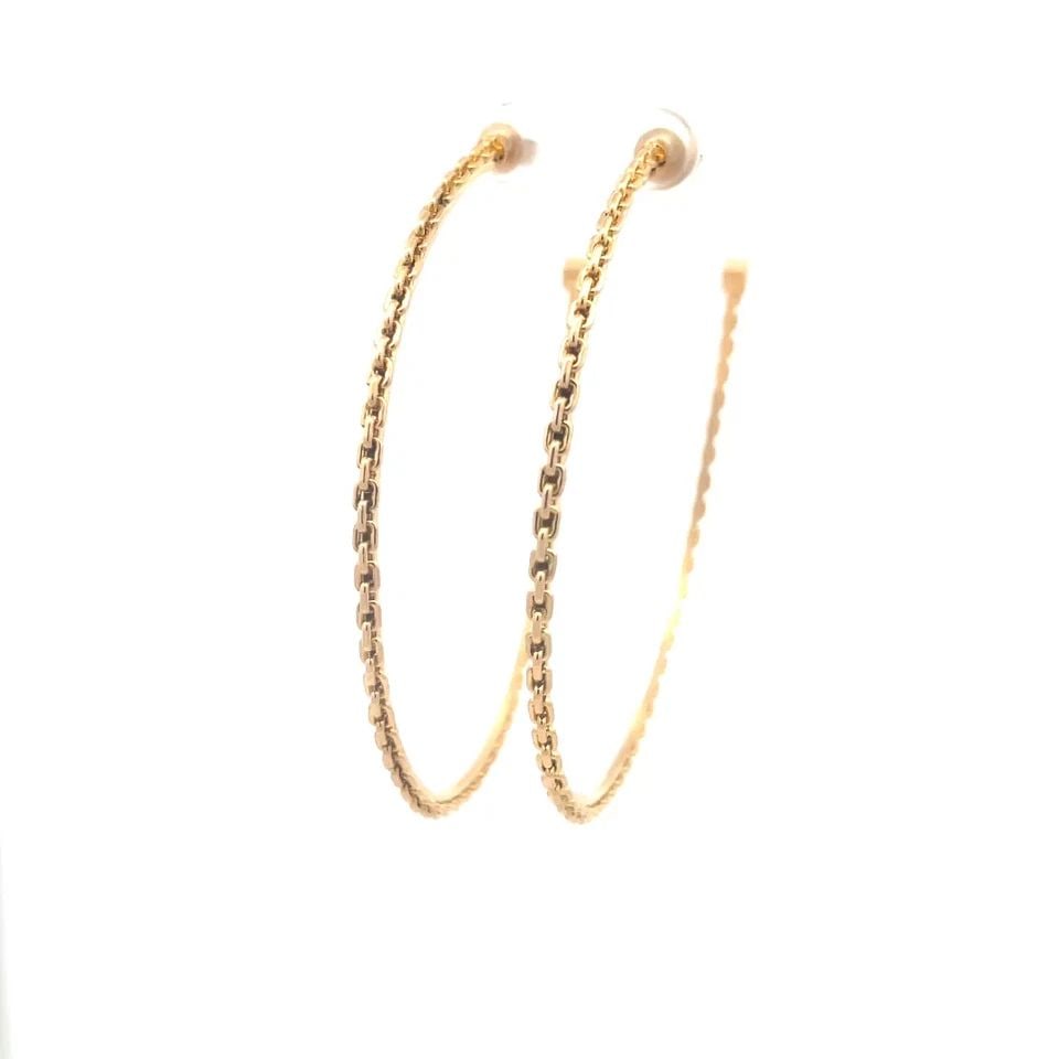 LOUIS VUITTON GOLD HOOP EARRINGS EXTRA LARGE 18K YELLOW CHAIN LINK STYLE: LOUIS VUITTON GOLD HOOP EARRINGS EXTRA LARGE 18K YELLOW CHAIN LINK STYLE This chic fashionable extra large pair earrings are by by Louis Vuitton, they feature a unique chain link design around the hoo