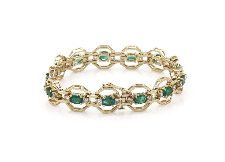ESTATE 7.90CTW DIAMOND & EMERALD 14K YELLOW GOLD OCTAGON LINK BRACELET: ESTATE 7.90CTW DIAMOND & EMERALD 14K YELLOW GOLD OCTAGON LINK BRACELET ESTATE 7.90CTW DIAMOND & EMERALD 14K YELLOW GOLD OCTAGON LINK BRACELET Estate 7.90ctw Diamond & Emerald 14k Yellow Gold Octagon L
