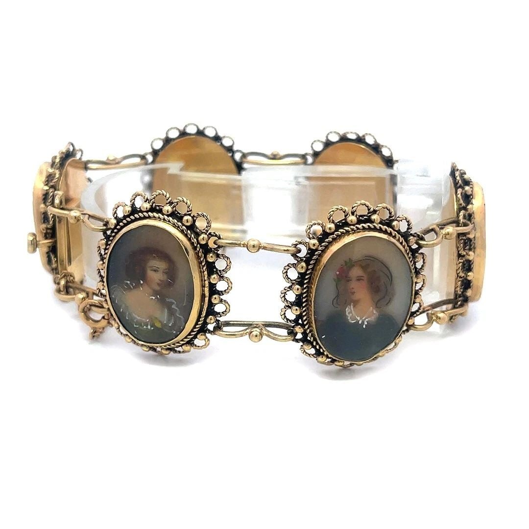 GEORGIAN WOMEN GOLD BRACELET 14K YELLOW CANNETILLE OVAL PORTRAITS.: GEORGIAN WOMEN GOLD BRACELET 14K YELLOW CANNETILLE OVAL PORTRAITS. GEORGIAN WOMEN GOLD BRACELET 14K YELLOW CANNETILLE OVAL PORTRAITS. This is a stunning 1830's bracelet, it is crafted from 14k yellow 