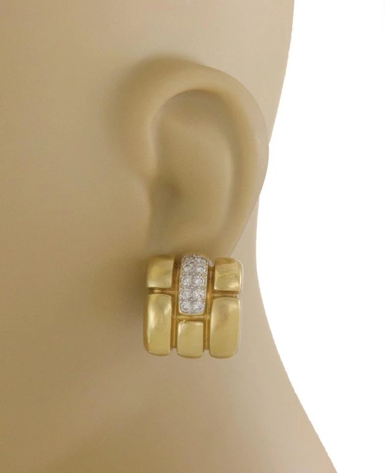 MARLENE STOWE DIAMONDS 18K GOLD GROOVED RECTANGLE CLIP ON EARRINGS: MARLENE STOWE DIAMONDS 18K GOLD GROOVED RECTANGLE CLIP ON EARRINGS MARLENE STOWE DIAMONDS 18K GOLD GROOVED RECTANGLE CLIP ON EARRINGS Marlene Stowe Diamonds 18k Gold Grooved Rectangle Clip on Earrings