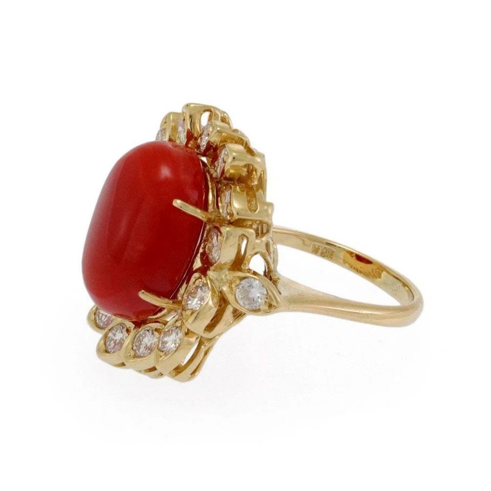 ESTATE 2CT DIAMOND RED CORAL 18K YELLOW GOLD FLORAL HALO RING SIZE 5.5: ESTATE 2CT DIAMOND RED CORAL 18K YELLOW GOLD FLORAL HALO RING SIZE 5.5 ESTATE 2CT DIAMOND RED CORAL 18K YELLOW GOLD FLORAL HALO RING SIZE 5.5 Estate 2ct Diamond Red Coral 18k Yellow Gold Floral Halo R