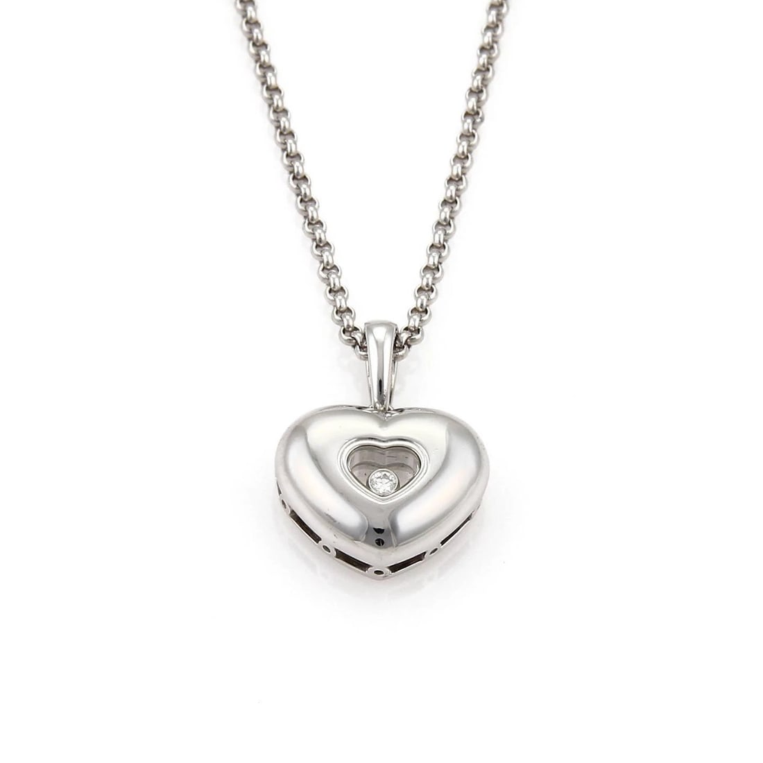 CHOPARD HAPPY DIAMOND 18K WHITE GOLD HEART PENDANT & CHAIN NECKLACE: CHOPARD HAPPY DIAMOND 18K WHITE GOLD HEART PENDANT & CHAIN NECKLACE CHOPARD HAPPY DIAMOND 18K WHITE GOLD HEART PENDANT & CHAIN NECKLACE Chopard Happy Diamond 18k White Gold Heart Pendant & Chain Neckl