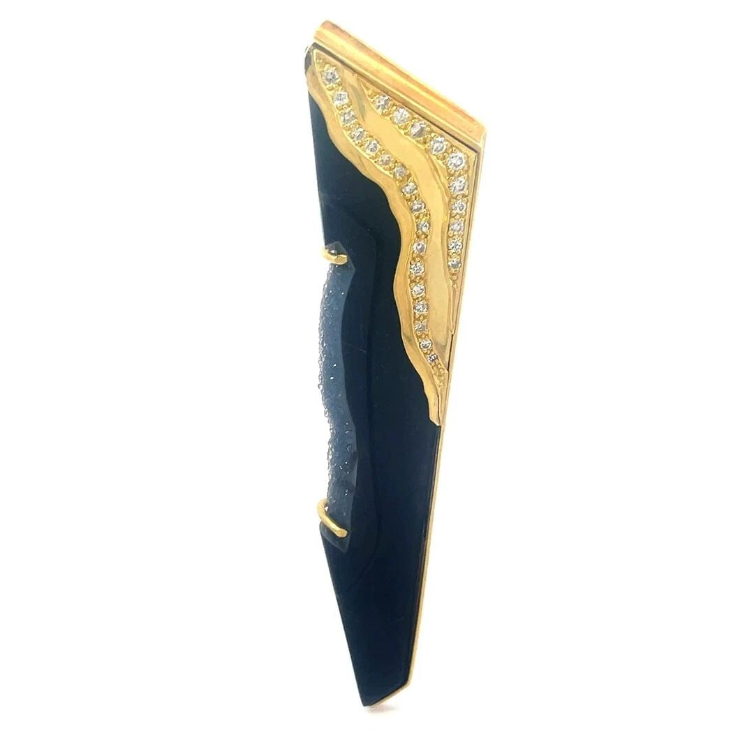 DIAMOND BLACK AGATE GOLD PENDANT/PIN 18K YELLOW LARGE WAVE DESIGN: DIAMOND BLACK AGATE GOLD PENDANT/PIN 18K YELLOW LARGE WAVE DESIGN DIAMOND BLACK AGATE GOLD PENDANT/PIN 18K YELLOW LARGE WAVE DESIGN This is a unique shape large pendant brooch, black agate long with a