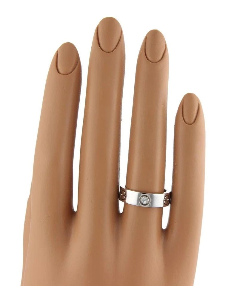CARTIER LOVE 3 DIAMOND GOLD BAND 18K WHITE RING SIZE EU 47-US 4 CERT: CARTIER LOVE 3 DIAMOND GOLD BAND 18K WHITE RING SIZE EU 47-US 4 CERT CARTIER LOVE 3 DIAMOND GOLD BAND 18K WHITE RING SIZE EU 47-US 4 CERT Elite and authentic by Cartier from the LOVE collection, craft
