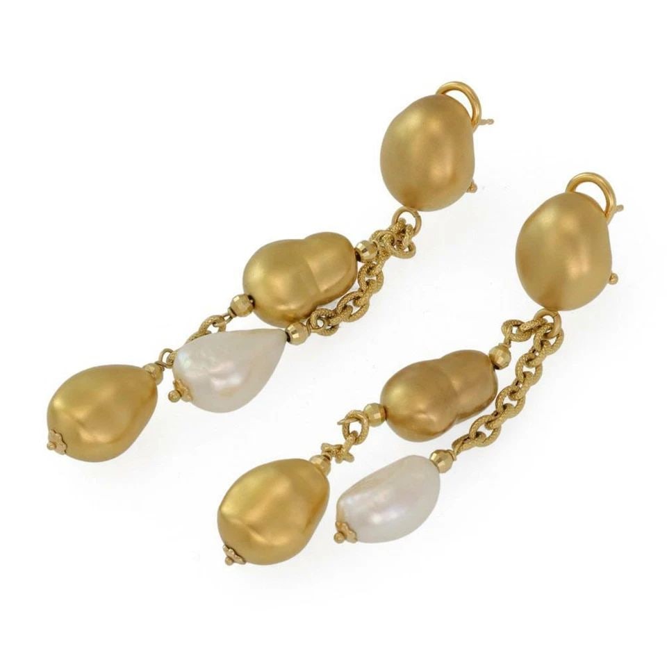 ROBERTO COIN PEARLS 18K YELLOW GOLD DOUBLE STRAND NUGGET DANGLE EARRINGS: ROBERTO COIN PEARLS 18K YELLOW GOLD DOUBLE STRAND NUGGET DANGLE EARRINGS ROBERTO COIN PEARLS 18K YELLOW GOLD DOUBLE STRAND NUGGET DANGLE EARRINGS Roberto Coin Pearls 18k Yellow Gold Double Strand Nugg