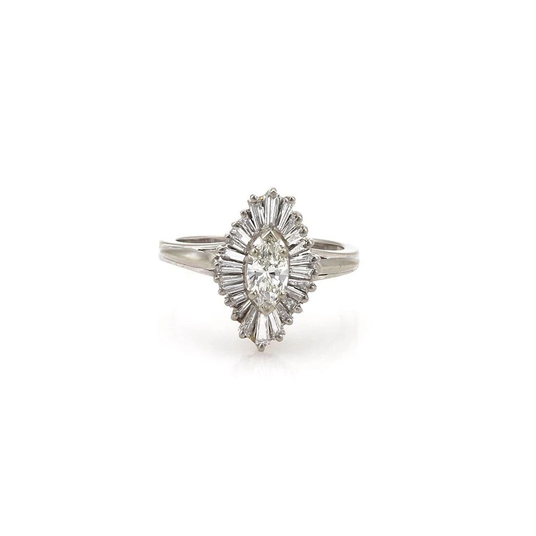 DIAMOND MARQUISE RING WITH BAGUETTES 18K WHITE GOLD COCKTAIL RING SIZE 6.5 (1 of 2)