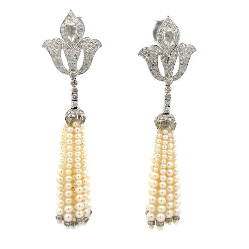 DIAMOND FLOWER PEARLS EARRINGS 18K WHITE GOLD TULIP DROP: DIAMOND FLOWER PEARLS EARRINGS 18K WHITE GOLD TULIP DROP DIAMOND FLOWER PEARLS EARRINGS 18K WHITE GOLD TULIP DROP This is a gorgeous vintage pair of earrings, they are crafted from 18k white gold feat