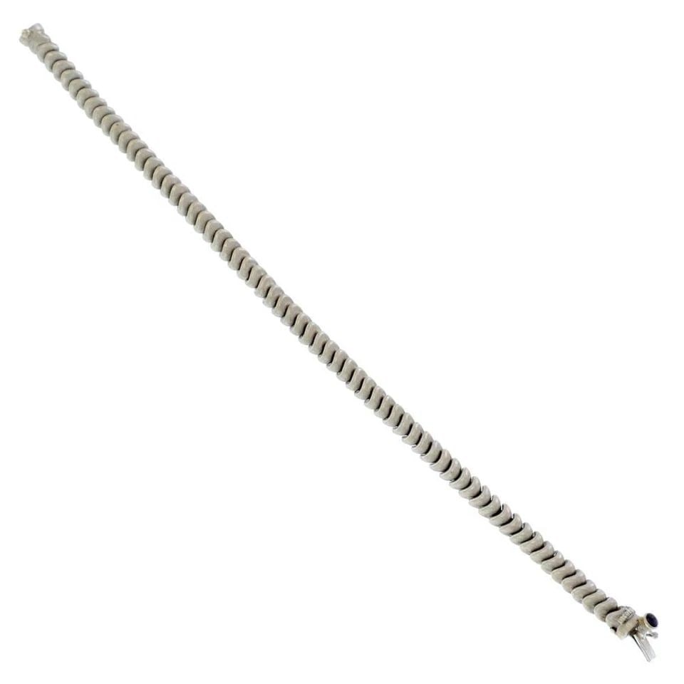 CHIAMPESAN SAPPHIRE 18K WHITE GOLD 5MM FANCY LINK BRACELET: CHIAMPESAN SAPPHIRE 18K WHITE GOLD 5MM FANCY LINK BRACELET CHIAMPESAN SAPPHIRE 18K WHITE GOLD 5MM FANCY LINK BRACELET Chiampesan Sapphire 18k White Gold 5mm Fancy Link Bracelet Description This elegan