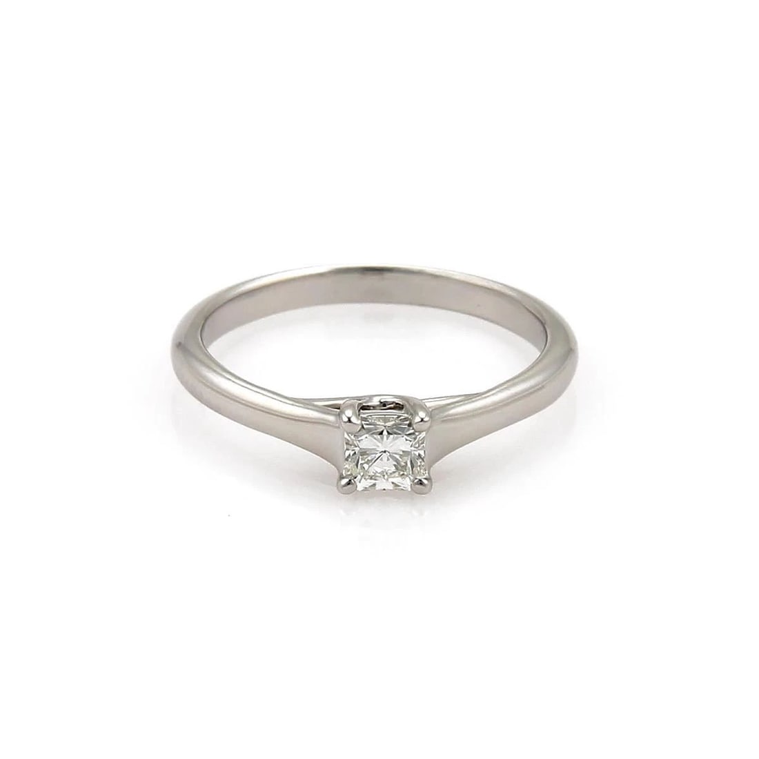 TIFFANY & CO. ENGAGEMENT RING LUCIDA DIAMOND SOLITAIRE PLATINUM (1 of 2)