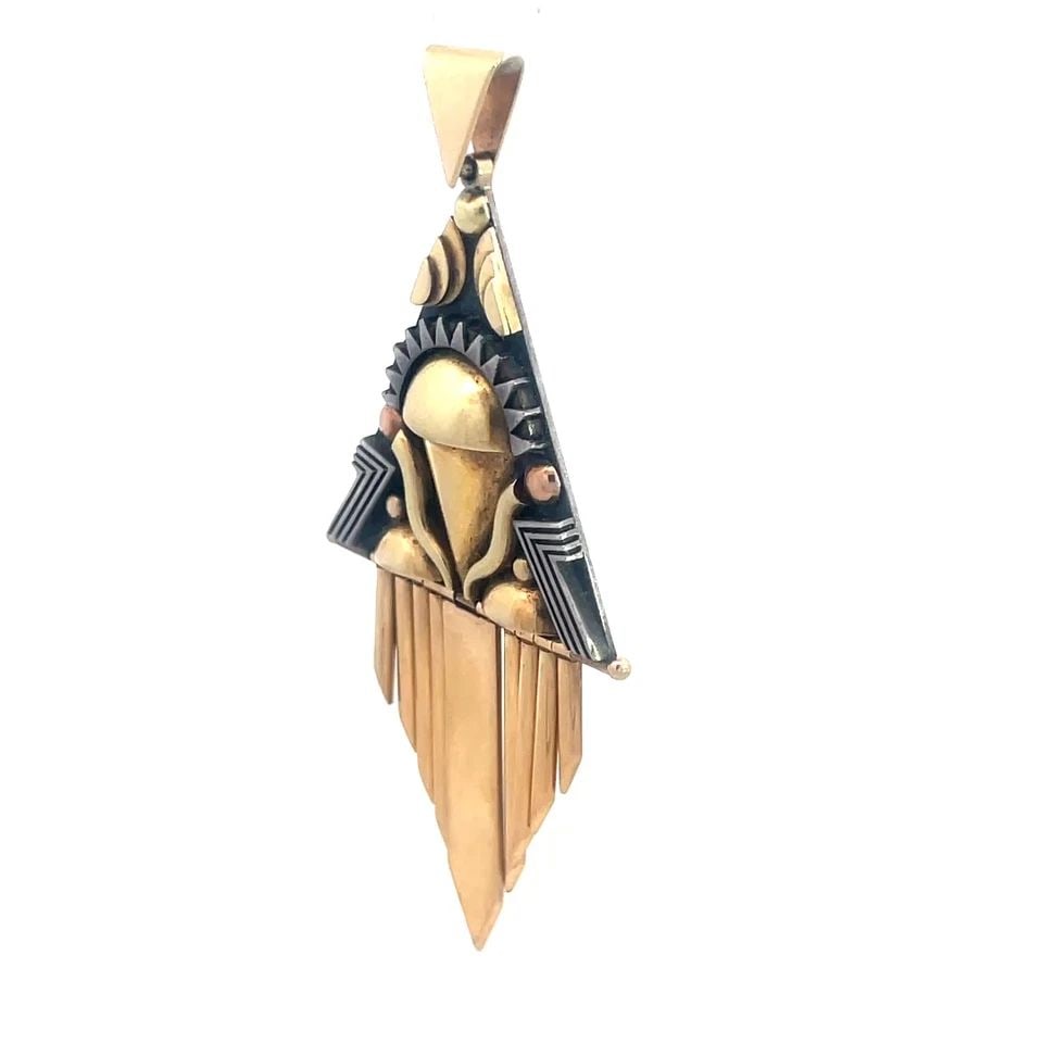 ART DECO GOLD SILVER PENDANT LARGE HAND MADE 14K YELLOW DANGLING STYLE: ART DECO GOLD SILVER PENDANT LARGE HAND MADE 14K YELLOW DANGLING STYLE ART DECO GOLD SILVER PENDANT LARGE HAND MADE 14K YELLOW DANGLING STYLE This is a large Art Deco dangling pendant, it features a u