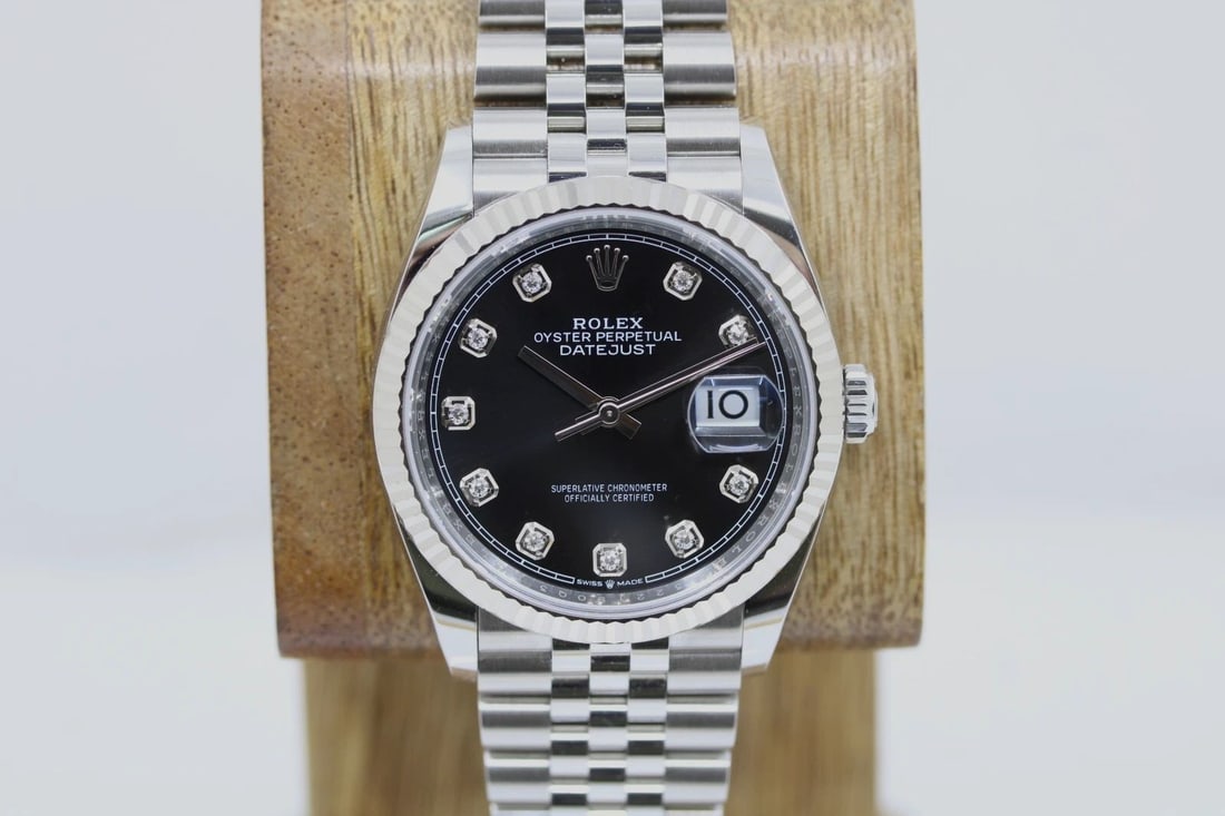ROLEX DATEJUST STAINLESS JUBILEE 36MM BLACK DIAMOND DIAL WATCH 126234 BOX PAPERS: ROLEX DATEJUST STAINLESS JUBILEE 36MM BLACK DIAMOND DIAL WATCH 126234 BOX PAPERS Description 2022 Rolex Datejust Stainless Jubilee 36mm Black Diamond Dial Watch 126234 Box Papers The watch has been us
