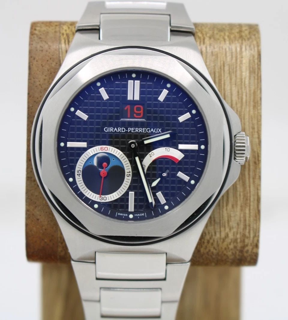 GIRARD PERREGAUX LAUREATO EVO3 42MM BLUE DATE MOONPHASE DIAL WATCH W/ BOX 80185 (1 of 2)