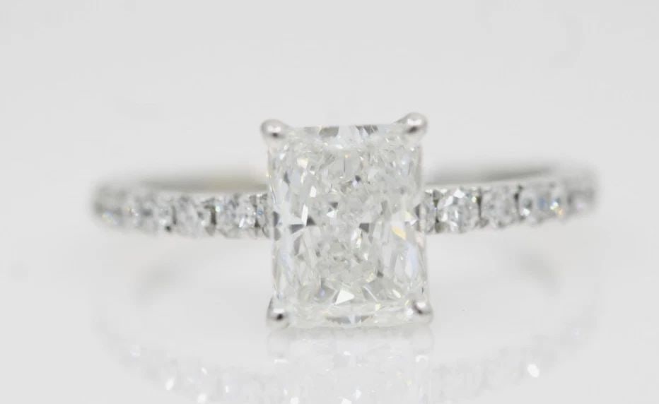 14K WHITE GOLD 2.15 TCW NATURAL DIAMOND RADIANT ENGAGEMENT RING SIZE 6 (1 of 2)