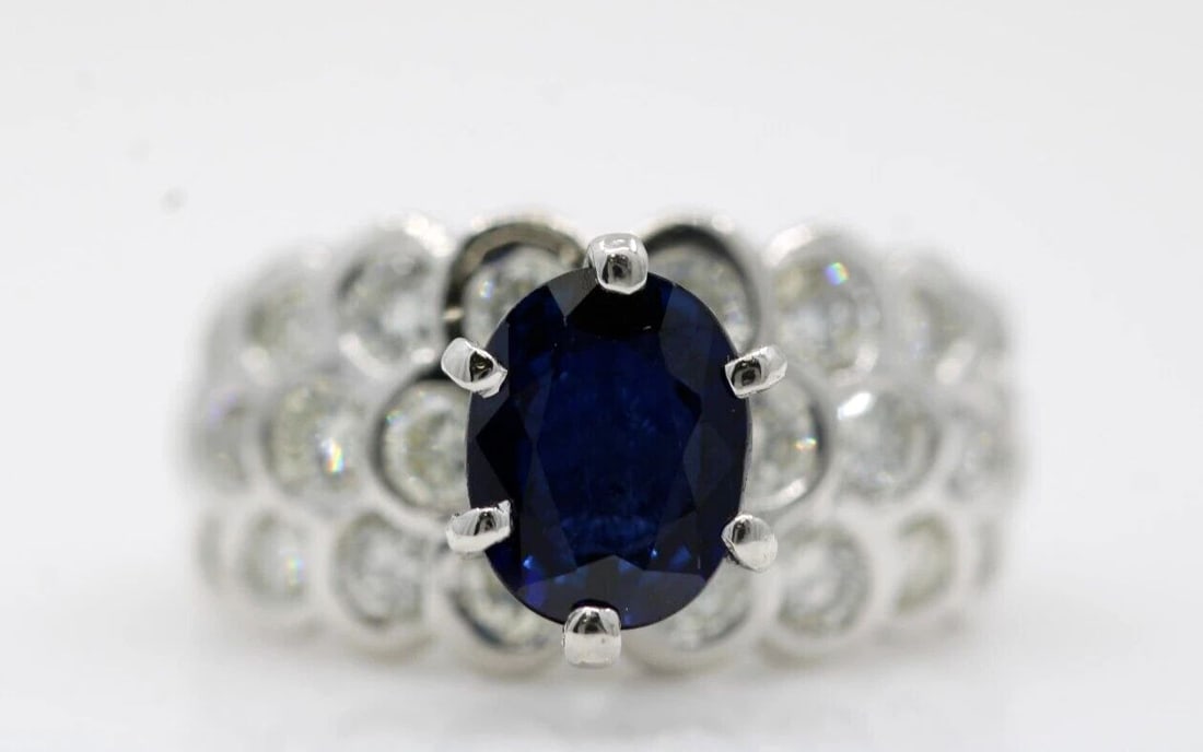 PLATINUM 3.35 TCW BLUE SAPPHIRE & NATURAL DIAMOND RING SIZE 7.5 - 14.3 GRAMS (1 of 2)