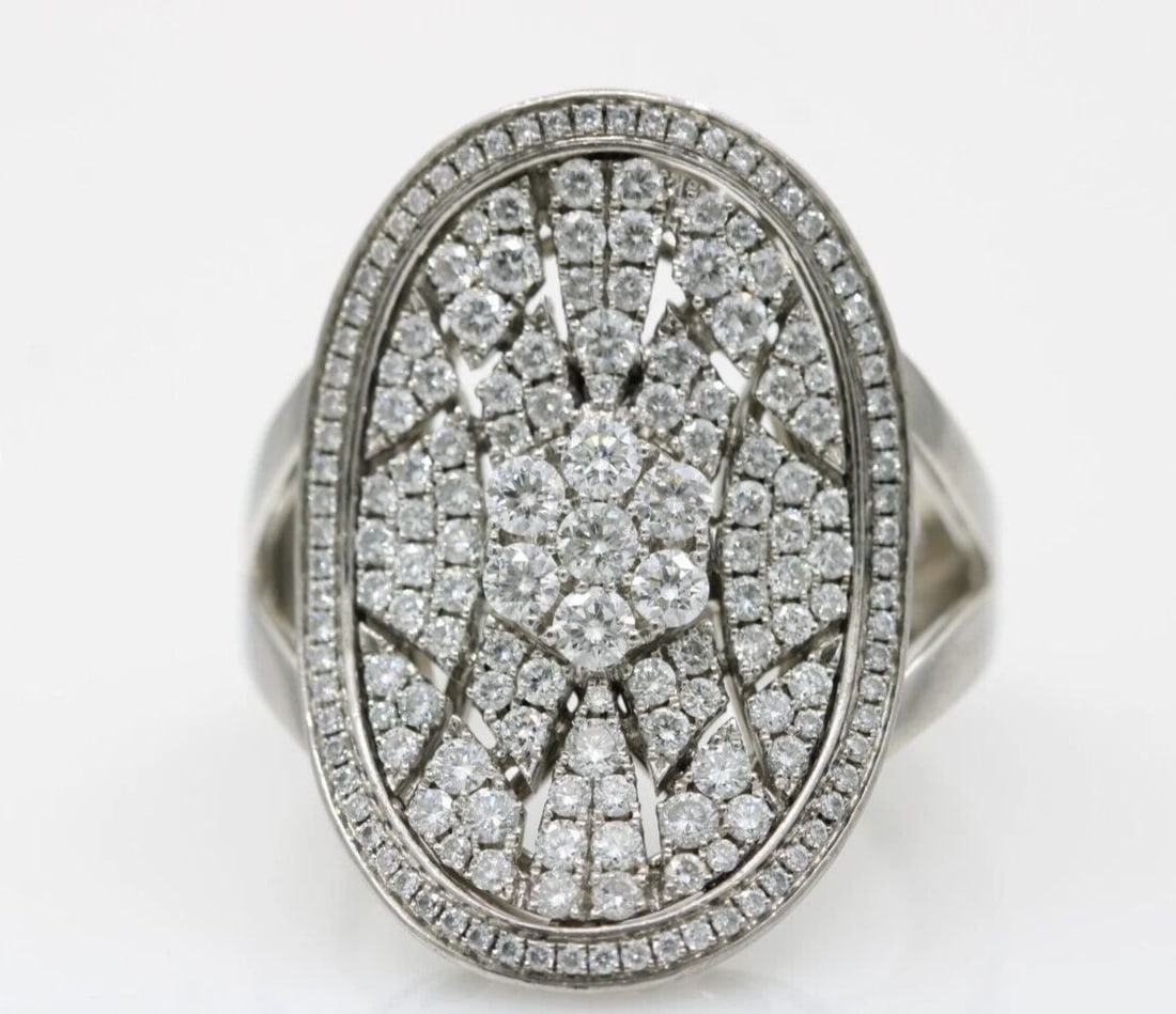 VINTAGE 14K WHITE GOLD 2.58 TCW NATURAL DIAMOND COCKTAIL RING SIZE 7 - 10.8 GR: VINTAGE 14K WHITE GOLD 2.58 TCW NATURAL DIAMOND COCKTAIL RING SIZE 7 - 10.8 GR VINTAGE 14K WHITE GOLD 2.58 TCW NATURAL DIAMOND COCKTAIL RING SIZE 7 - 10.8 GR Description Vintage 14k White Gold 2.58 tc