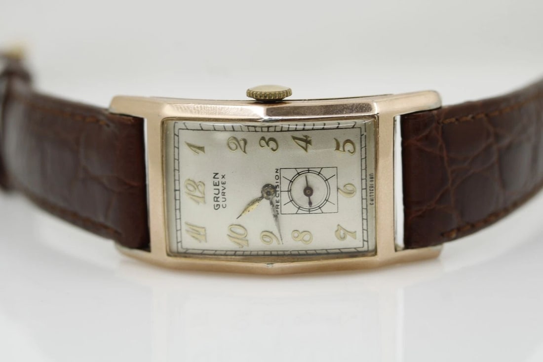 RARE GRUEN CURVEX PRECISION 10K GOLD FILLED RECTANGLE DIAL MANUAL WIND WATCH (1 of 2)