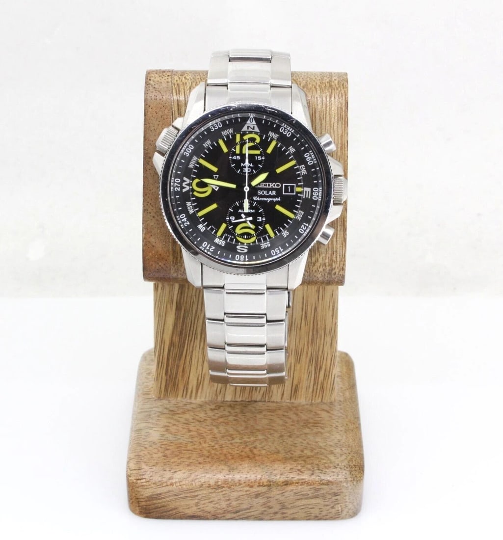SEIKO SOLAR MEN'S CHRONOGRAPH 42MM BLACK & YELLOW DIAL W/ DATE ALARM V172-0AG0 (1 of 2)