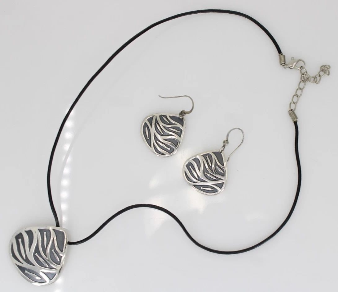 VINTAGE GEORGE ESTRELLA MAG "SALMON WAVE" PENDANT NECKLACE 18" & EARRINGS SET (1 of 2)
