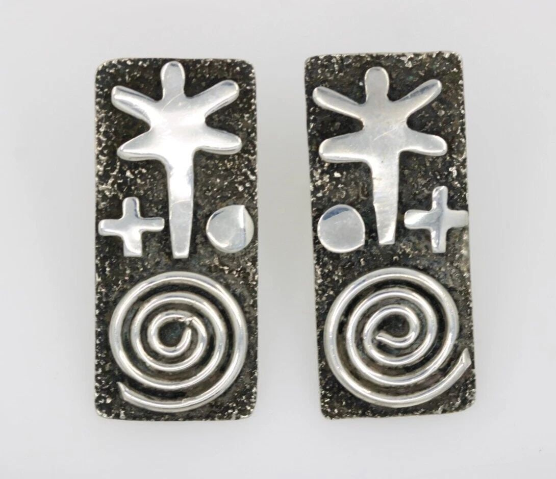 NAVAJO ALEX SANCHEZ 925 STERLING PETROGLYPH RECTANGLE PIERCED 1.25" EARRINGS (1 of 2)