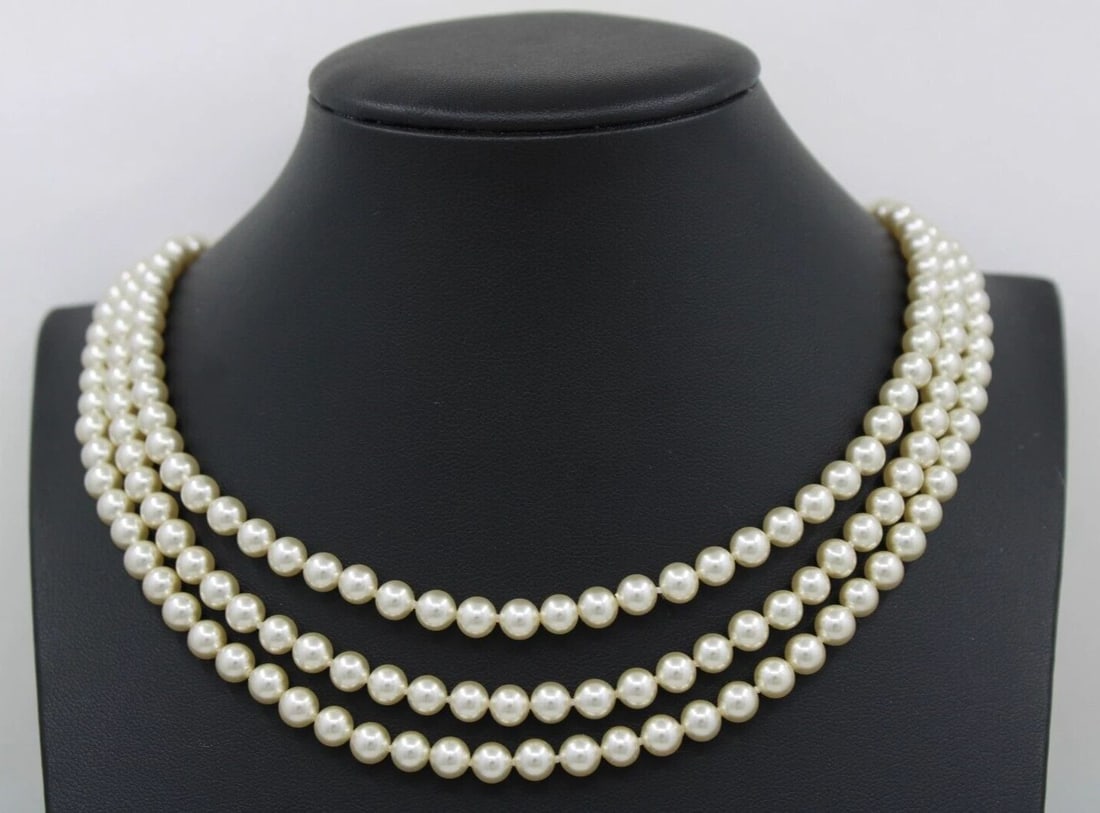 THREE-STRAND MALLORCA SIMULATED PEARL NECKLACE 20" W/ 10K GOLD COCA COLA CLASP (1 of 2)