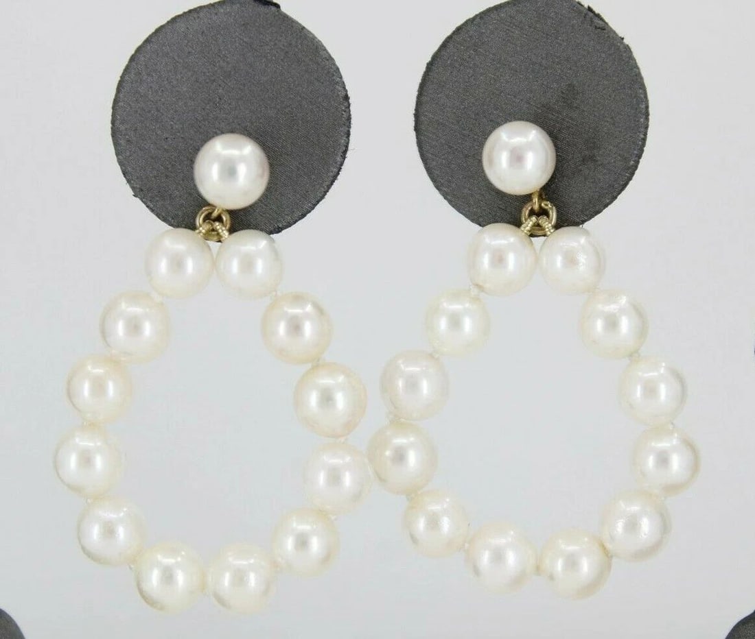 UNIQUE CULTURED PEARL LOOP STRAND DANGLE EARRINGS W/ 14K YELLOW GOLD POSTS BACKS: UNIQUE CULTURED PEARL LOOP STRAND DANGLE EARRINGS W/ 14K YELLOW GOLD POSTS BACKS UNIQUE CULTURED PEARL LOOP STRAND DANGLE EARRINGS W/ 14K YELLOW GOLD POSTS BACKS Description Unique Cultured Pearl Loop