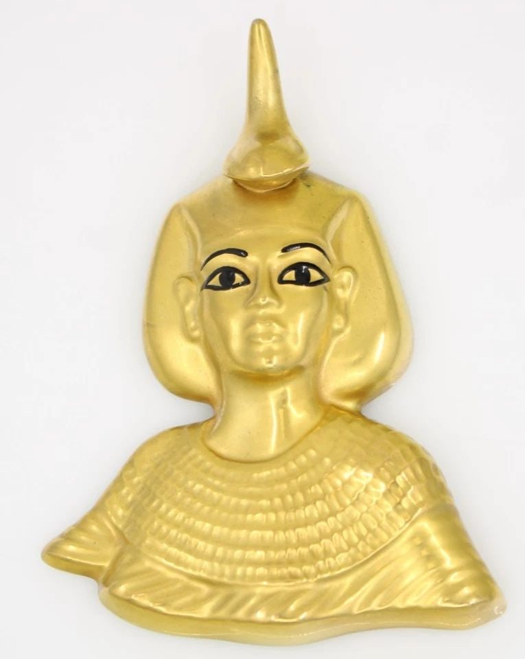 VINTAGE BOEHM EGYPT GODDESS SELKET PORCELAIN GOLD GILT PENDANT 1976-1979 (1 of 2)
