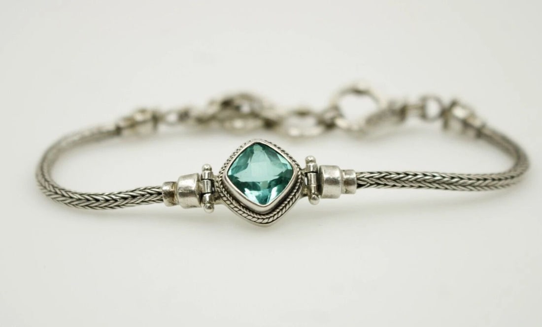 VINTAGE SARDA STERLING SILVER GREEN BRACELET TOGGLE CLASP (1 of 2)