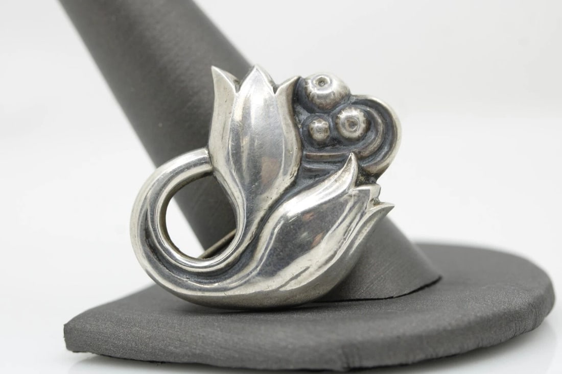 GEORG JENSEN STERLING SILVER .925 TULIP PIN BROOCH 100A (1 of 2)