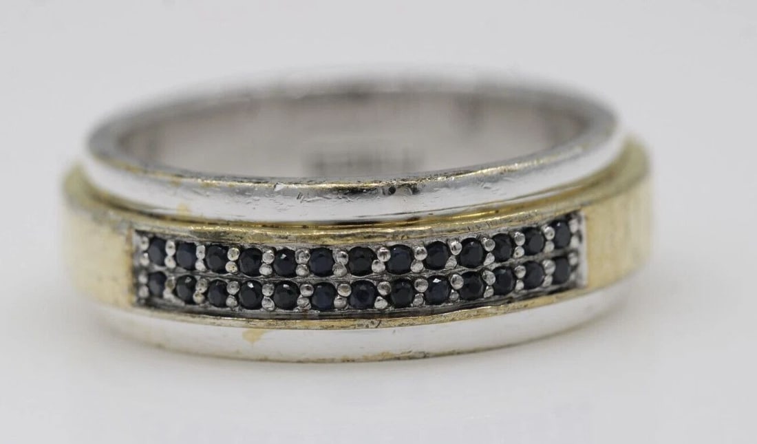 EFFY STERLING SILVER & YELLOW GOLD BLACK SPINEL PAVE BAND RING SIZE 10 - 11.7 G: EFFY STERLING SILVER & YELLOW GOLD BLACK SPINEL PAVE BAND RING SIZE 10 - 11.7 G Description Effy Sterling Silver & Yellow Gold Black Spinel Pave Band Ring Ring is in good condition. Shows signs of wea
