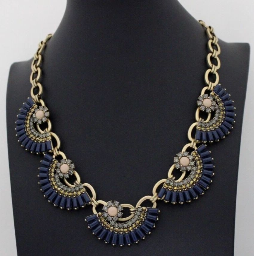 VINTAGE J. CREW RHINESTONE FAN SCALLOP STATEMENT GOLD TONE 19" NECKLACE (1 of 2)