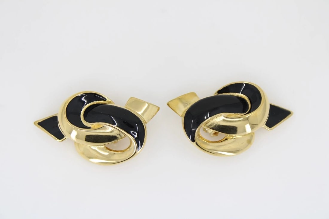 VINTAGE SIGNED GIVENCHY GOLD TONE BLACK ENAMEL MODERNIST TWIST CLIP-ON EARRINGS (1 of 2)