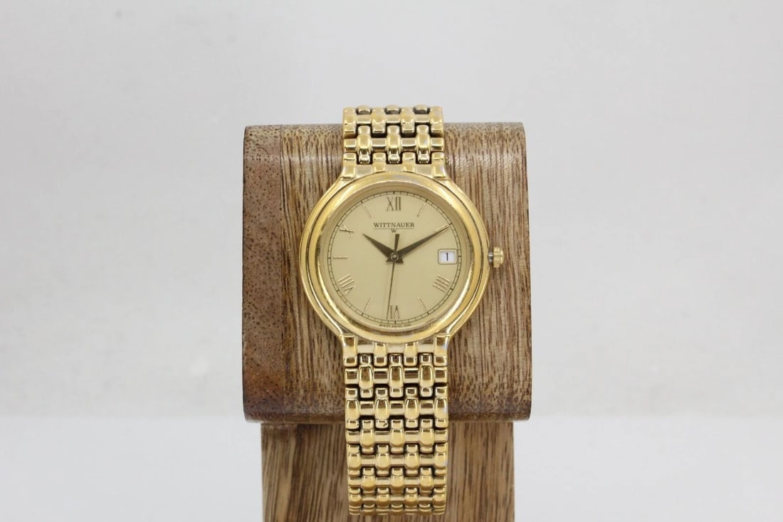 WITTNAUER GOLD COLORED SWISS WATCH 33MM CASE BE8187 (1 of 2)