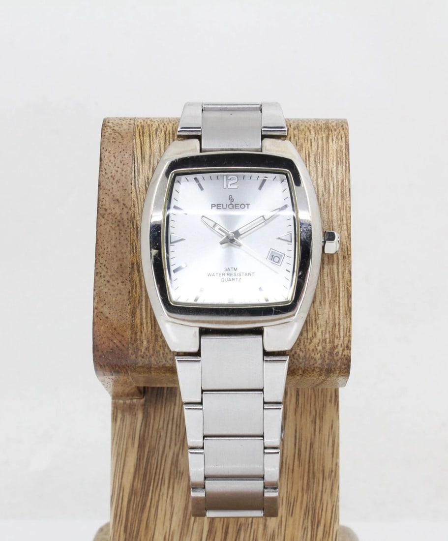 PEUGEOT SILVER TONE RECTAGULAR WATCH 35MM REF 136 STAINLESS STEEL UNISEX (1 of 2)