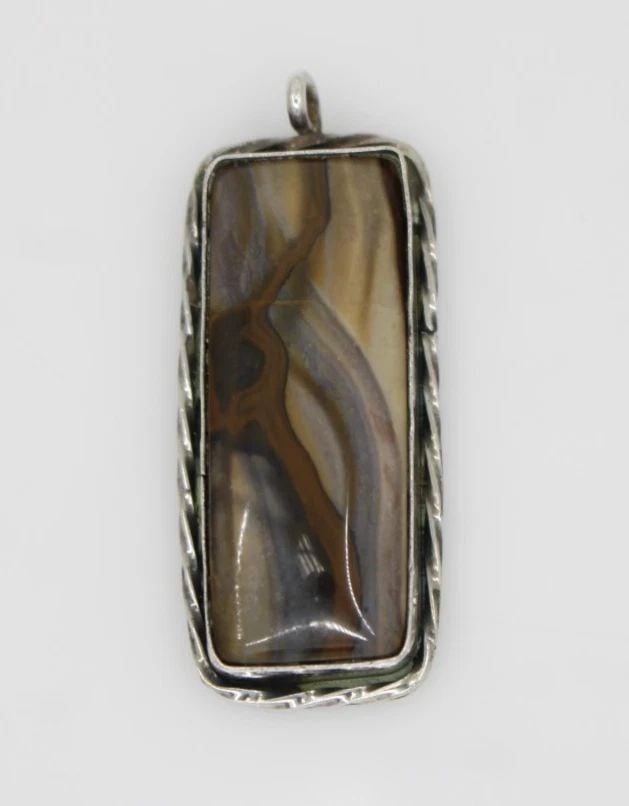 NATIVE AMERICAN SIGNED SS STERLING SILVER MONTANA AGATE INLAY PENDANT 11.2 G (1 of 2)
