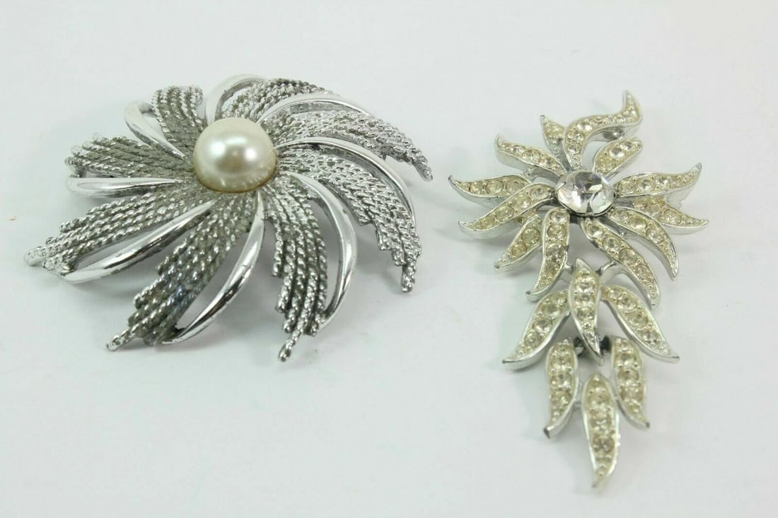 LOT OF 2 SARAH COVENTRY BROOCHES: SILVER DANGLE RHINESTONE & PEARL PINE WHEEL (1 of 2)