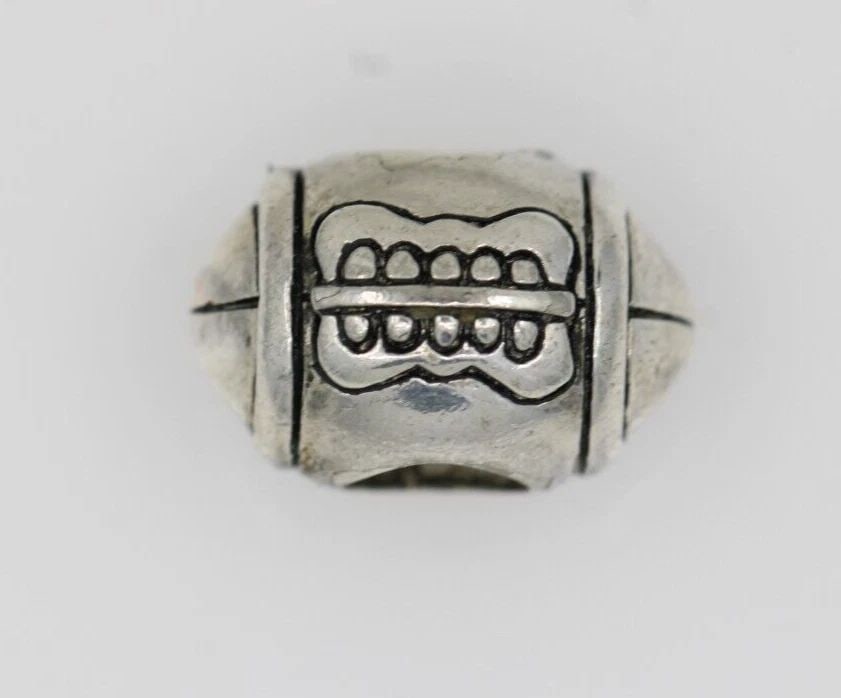 IBB THAILAND STERLING SILVER 925 FOOTBALL CHARM BEAD (1 of 2)