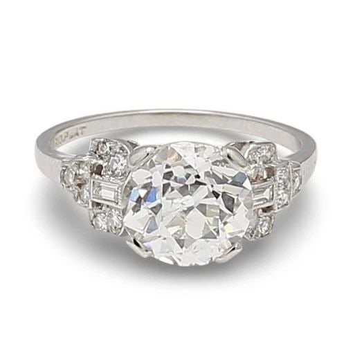 2.97 CARAT OLD EUROPEAN CUT AND BAGUETTE SHAPE DIAMOND PLATINUM ART DECO RING: 2.97 CARAT OLD EUROPEAN CUT & BAGUETTE SHAPE DIAMOND PLATINUM ART DECO RING Title: 2.97 Carat Old European Cut J SI2 and Baguette Shape J SI2 Diamond Platinum Art Deco Ring Style: Art Deco Metal: Plat