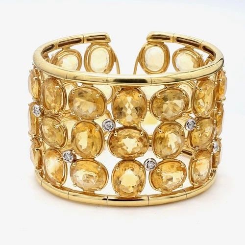 195.00 CARAT CITRINE 0.42 CARAT ROUND BRILLIANT DIAMOND 18K YG BANGLE BRACELET (1 of 2)