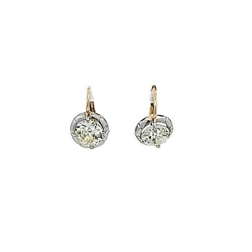 3.32CT OLD EUROPEAN CUT O SI2–VS1 DIAMOND 18K GOLD & SILVER LEVERBACK: 3.32CT OLD EUROPEAN CUT O SI2–VS1 DIAMOND 18K GOLD & SILVER LEVERBACK Title: These exquisite vintage leverback earrings showcase a rare matched pair of Old European Cut diamonds totaling 3.32 carats
