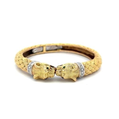 0.72 CARAT ROUND BRILLIANT DIAMOND 0.04 CARAT EMERALD 18K TWO TONE GOLD BRACELET: 0.72 CARAT ROUND BRILLIANT DIAMOND 0.04 CARAT EMERALD 18K TWO TONE GOLD BRACELET Title: 0.72 Carat Round Brilliant H SI Diamond 0.04 Carat Round Brilliant Emerald 18 Karat Two Tone Gold Bangle Bracele