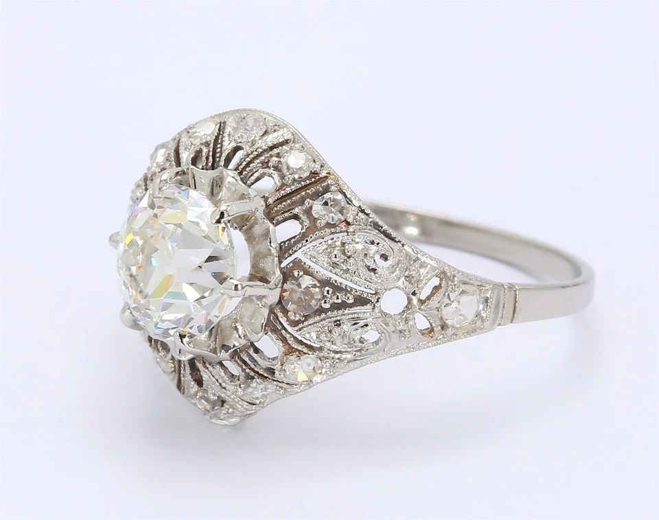 1.43 CARAT OLD EUROPEAN SHAPE I-SI1 DIAMOND PLATINUM WEDDING RING: 1.43 CARAT OLD EUROPEAN SHAPE I-SI1 DIAMOND PLATINUM WEDDING RING Title: 1.43 Carat Old European Shape I-SI1 Diamond Platinum Wedding Ring Style: Wedding Metal: Platinum Gemstone 1: 0.28 Carat Diamond