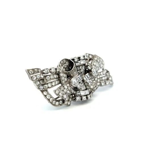 18K WHITE GOLD PIN BROOCH WITH 7.8 CARAT OLD EUROPEAN CUT & BAGUETTE DIAMONDS: 18K WHITE GOLD PIN BROOCH WITH 7.8 CARAT OLD EUROPEAN CUT & BAGUETTE DIAMONDS 18K WHITE GOLD PIN BROOCH WITH 7.8 CARAT OLD EUROPEAN CUT & BAGUETTE DIAMONDS PRODUCT DESCRIPTION Video: Video Link Detail