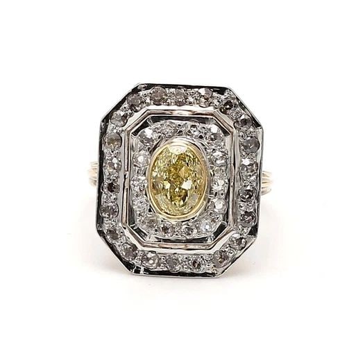 2.79 CARAT ROUND & OVAL SHAPE FANCY LIGHT BROWNISH DIAMOND 14K YG COCKTAIL RING: 2.79 CARAT ROUND & OVAL SHAPE FANCY LIGHT BROWNISH DIAMOND 14K YG COCKTAIL RING Title: 2.79 Carat Round Brilliant J SI1 and Oval Shape Fancy Light Brownish Greenish Yellow SI1 Diamond 14 Karat Yellow 