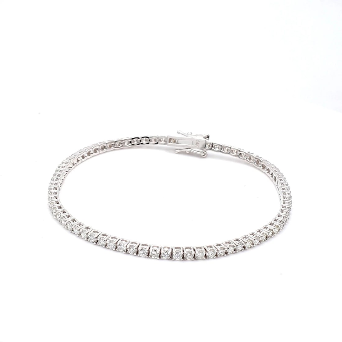 2.99 CARAT ROUND BRILLIANT F VS1 DIAMOND 14K WG TENNIS BRACELET: 2.99 CARAT ROUND BRILLIANT F VS1 DIAMOND 14K WG TENNIS BRACELET 2.99 Carat Round Brilliant F VS1 Diamond 14 Karat White Gold Tennis Bracelet 14k Details Department Unisex Adults Main Stone Diamond Met
