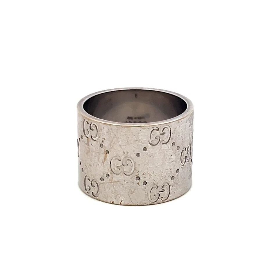 GUCCI VINTAGE 18 KARAT WHITE GOLD BAND RING 13.8 GRAMS SIZE 6.5 (1 of 1)