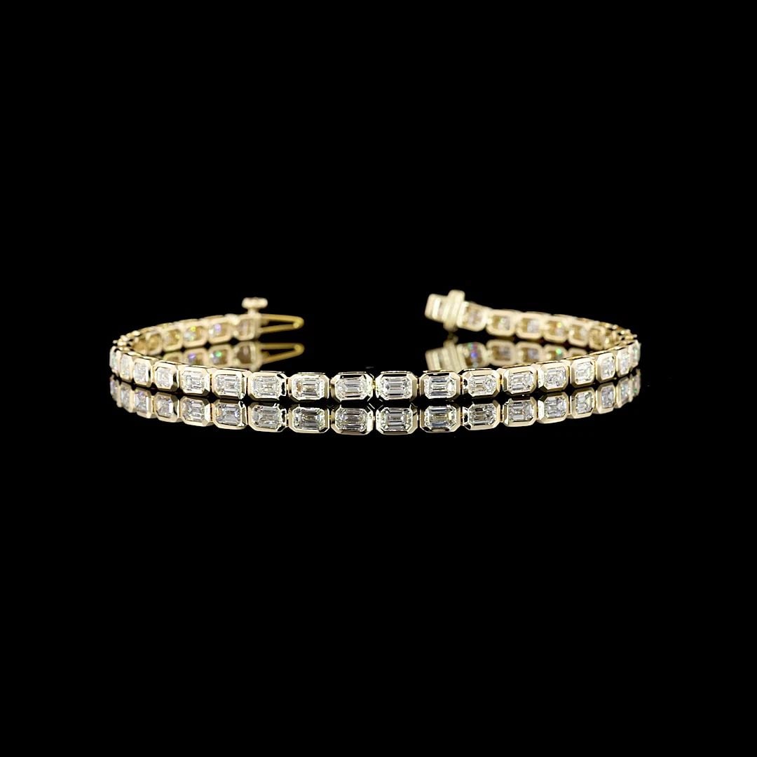 LAB-GROWN 4.2 CARAT EMERALD F-VS1 DIAMOND 14K YG TENNIS BRACELET (1 of 2)